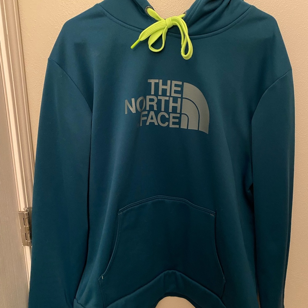 Men’s north face hoodie. Size xl
